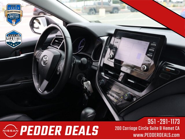2023 Toyota Camry SE   - Photo 19 - Hemet, CA 92545