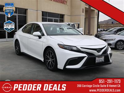 2023 Toyota Camry SE Sedan