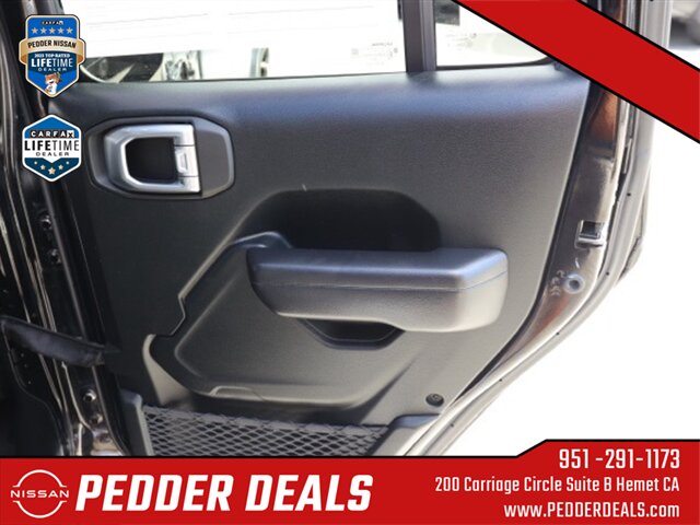 2021 Jeep Wrangler Unlimited Islander   - Photo 19 - Hemet, CA 92545