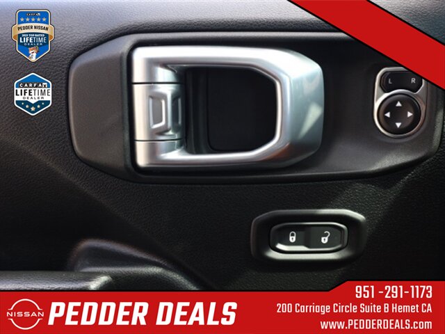 2021 Jeep Wrangler Unlimited Islander   - Photo 24 - Hemet, CA 92545