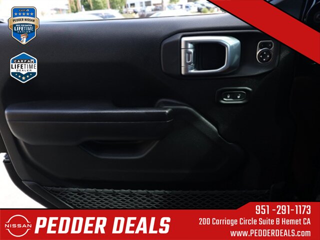 2021 Jeep Wrangler Unlimited Islander   - Photo 23 - Hemet, CA 92545