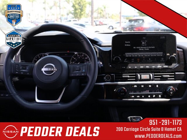 2022 Nissan Pathfinder SL   - Photo 21 - Hemet, CA 92545