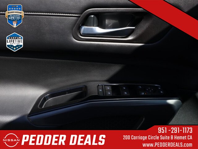 2022 Nissan Pathfinder SL   - Photo 23 - Hemet, CA 92545