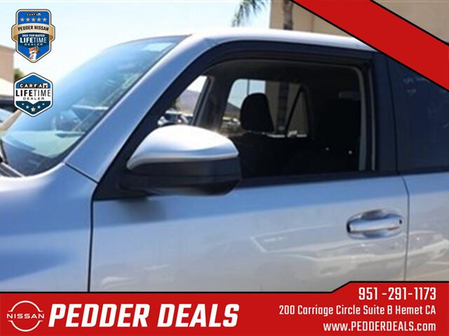 2024 Toyota 4Runner TRD Off-Road   - Photo 12 - Hemet, CA 92545