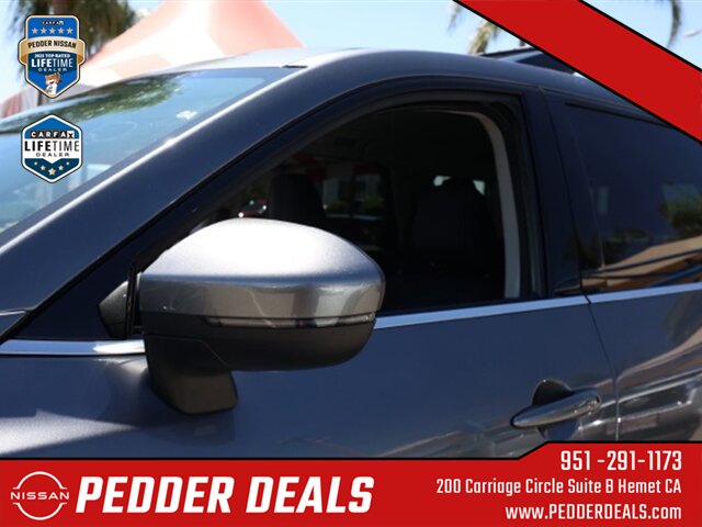 2025 Nissan Pathfinder SV   - Photo 12 - Hemet, CA 92545