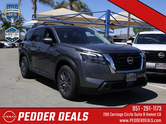 2025 Nissan Pathfinder SV   - Photo 2 - Hemet, CA 92545