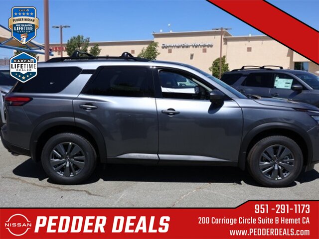 2025 Nissan Pathfinder SV   - Photo 3 - Hemet, CA 92545