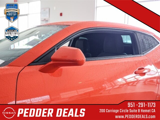 2021 Chevrolet Camaro 1LT   - Photo 12 - Hemet, CA 92545