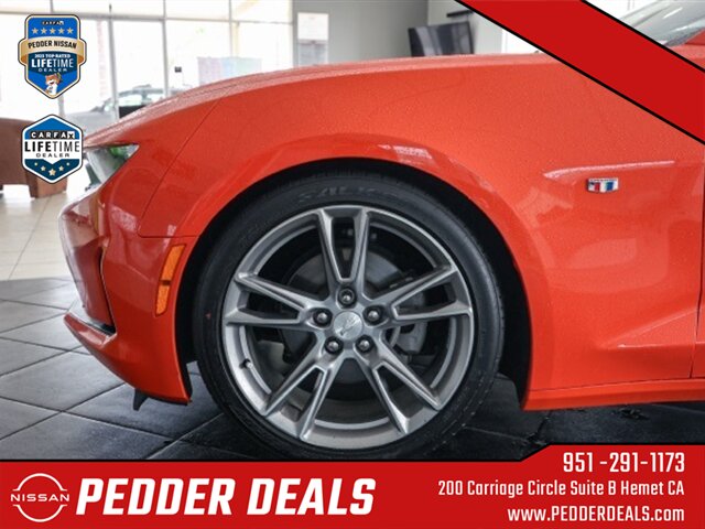 2021 Chevrolet Camaro 1LT   - Photo 11 - Hemet, CA 92545