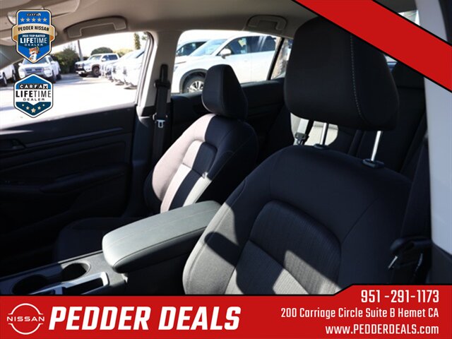 2025 Nissan Altima 2.5 S   - Photo 15 - Hemet, CA 92545