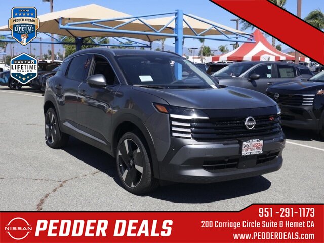 2025 Nissan Kicks SR   - Photo 2 - Hemet, CA 92545