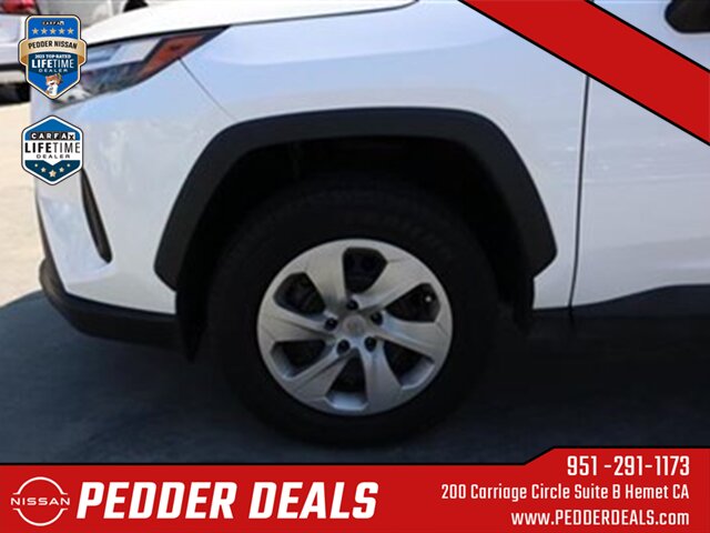 2023 Toyota RAV4 LE   - Photo 11 - Hemet, CA 92545