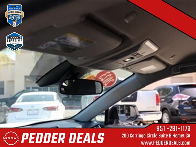 2023 Toyota RAV4 LE   - Photo 13 - Hemet, CA 92545