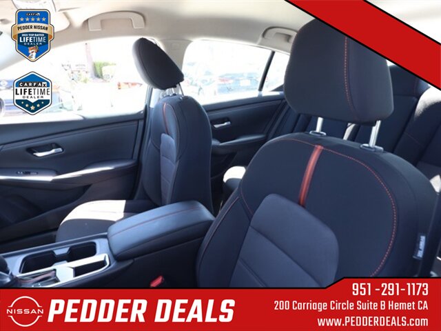 2025 Nissan Sentra SR   - Photo 15 - Hemet, CA 92545