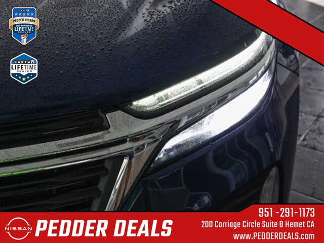 2022 Chevrolet Equinox LT   - Photo 10 - Hemet, CA 92545