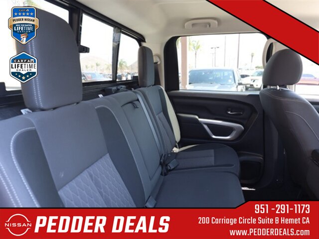 2023 Nissan Titan SV   - Photo 17 - Hemet, CA 92545