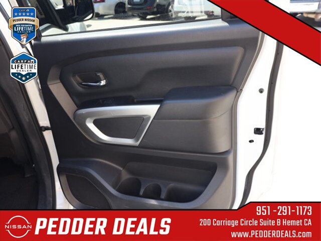2023 Nissan Titan SV   - Photo 18 - Hemet, CA 92545