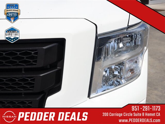 2023 Nissan Titan SV   - Photo 10 - Hemet, CA 92545