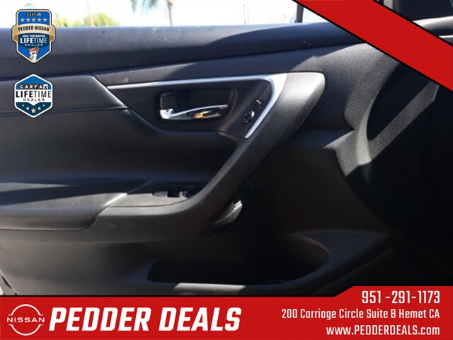 2017 Nissan Altima 2.5 SR   - Photo 22 - Hemet, CA 92545