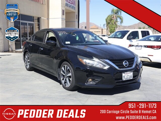 2017 Nissan Altima 2.5 SR   - Photo 2 - Hemet, CA 92545