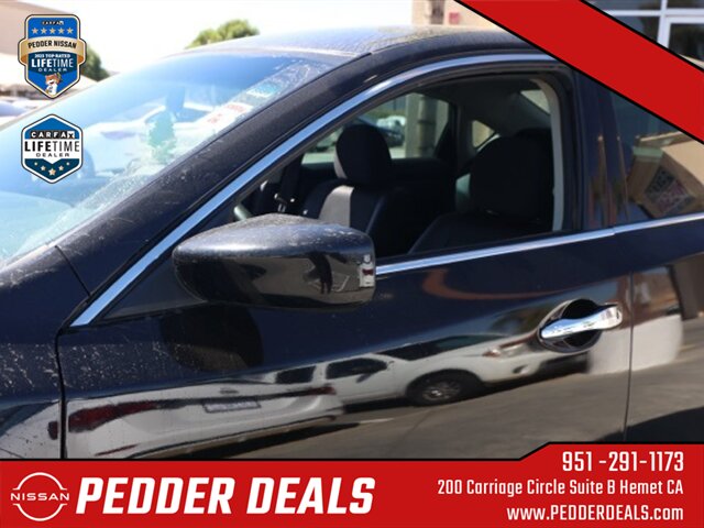 2017 Nissan Altima 2.5 SR   - Photo 12 - Hemet, CA 92545