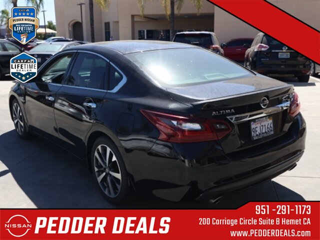 2017 Nissan Altima 2.5 SR   - Photo 6 - Hemet, CA 92545
