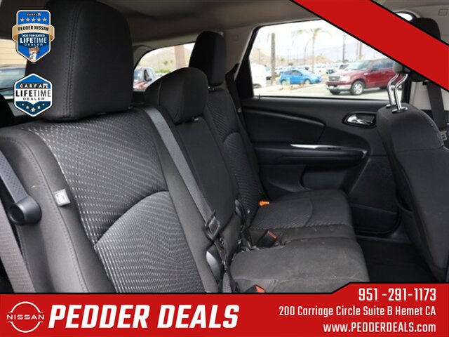 2019 Dodge Journey SE   - Photo 18 - Hemet, CA 92545