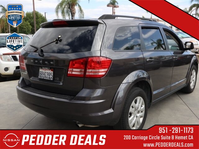 2019 Dodge Journey SE   - Photo 4 - Hemet, CA 92545