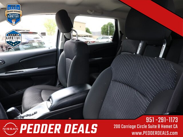2019 Dodge Journey SE   - Photo 15 - Hemet, CA 92545