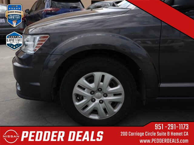 2019 Dodge Journey SE   - Photo 11 - Hemet, CA 92545