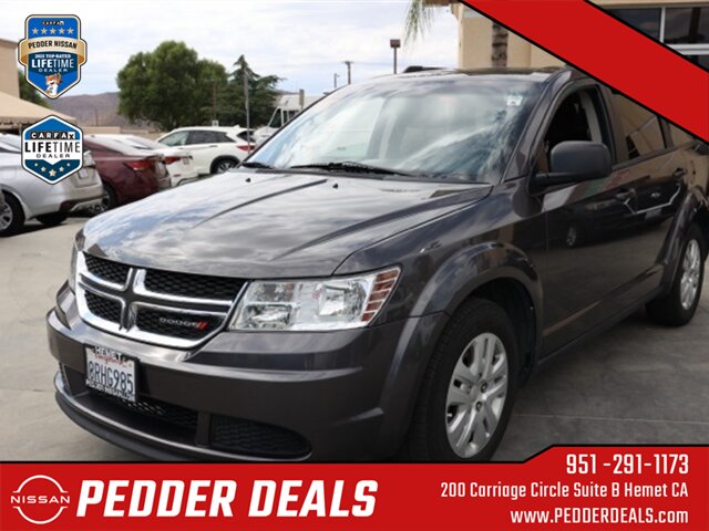 2019 Dodge Journey SE   - Photo 8 - Hemet, CA 92545