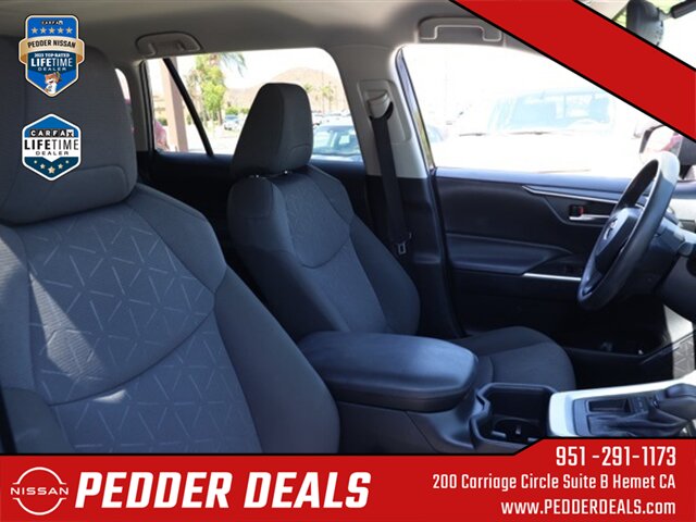 2022 Toyota RAV4 XLE   - Photo 22 - Hemet, CA 92545