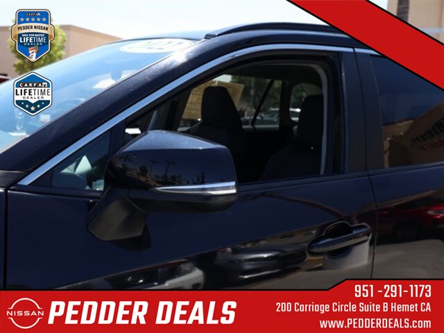 2022 Toyota RAV4 XLE   - Photo 13 - Hemet, CA 92545