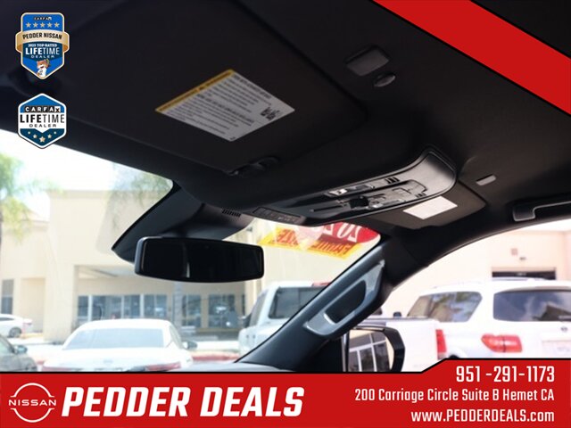 2023 Chevrolet Tahoe Premier   - Photo 12 - Hemet, CA 92545