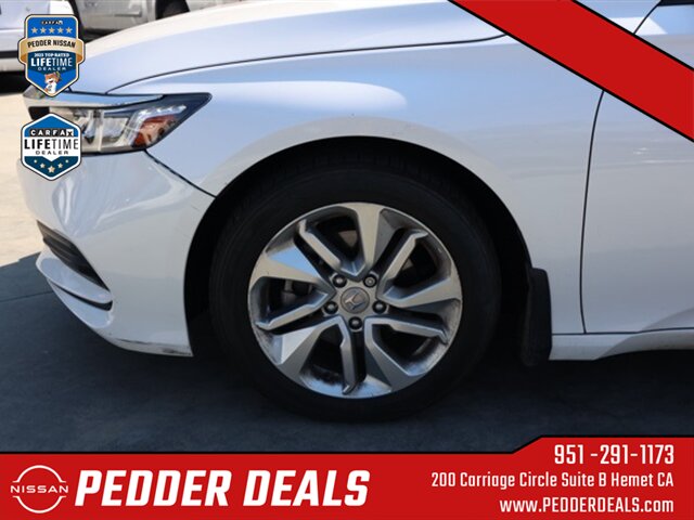 2020 Honda Accord LX   - Photo 11 - Hemet, CA 92545