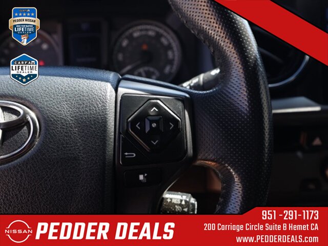 2017 Toyota Tacoma SR5 V6   - Photo 26 - Hemet, CA 92545