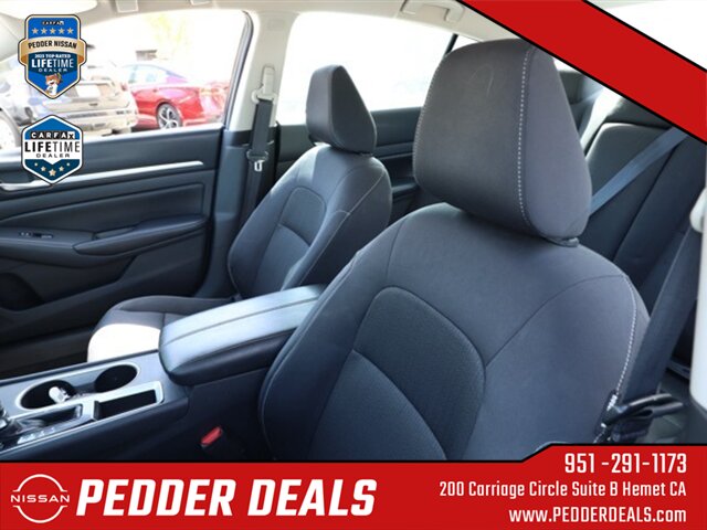 2022 Nissan Altima 2.5 SV   - Photo 15 - Hemet, CA 92545