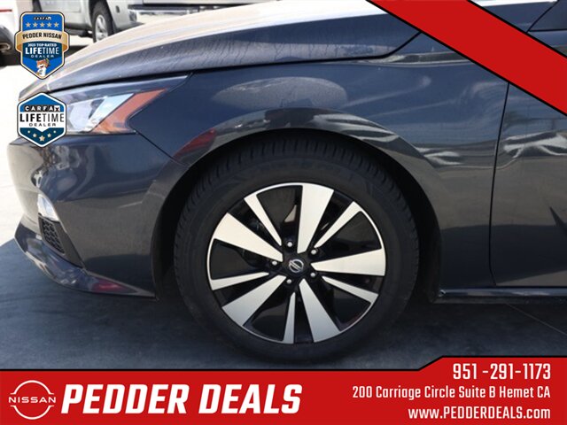 2022 Nissan Altima 2.5 SV   - Photo 11 - Hemet, CA 92545