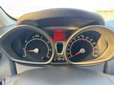 2013 Ford Fiesta SE - Photo 26 - Irvine, CA 92612