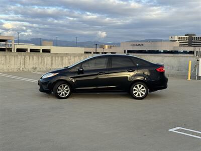 2013 Ford Fiesta SE - Photo 8 - Irvine, CA 92612