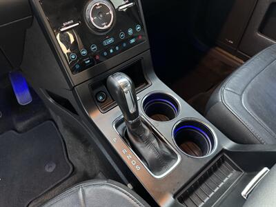 2015 Ford Flex Limited - Photo 15 - Irvine, CA 92612