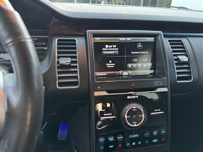 2015 Ford Flex Limited - Photo 14 - Irvine, CA 92612