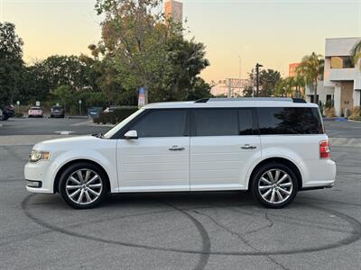 2015 Ford Flex Limited - Photo 2 - Irvine, CA 92612
