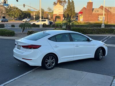 2017 Hyundai Elantra SE   - Photo 7 - Irvine, CA 92612