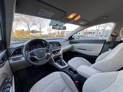 2017 Hyundai Elantra SE   - Photo 2 - Irvine, CA 92612