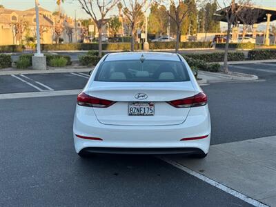 2017 Hyundai Elantra SE   - Photo 8 - Irvine, CA 92612