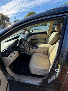 2011 Toyota Venza FWD 4cyl   - Photo 16 - Irvine, CA 92612