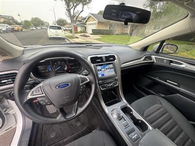 2017 Ford Fusion Hybrid SE   - Photo 7 - Irvine, CA 92612