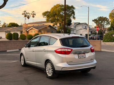 2015 Ford C-MAX Hybrid SEL - Photo 8 - Irvine, CA 92612