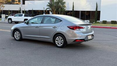 2020 Hyundai ELANTRA SE   - Photo 4 - Irvine, CA 92612